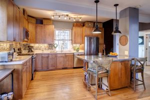 Beautiful kitchen remodel in eclectic style